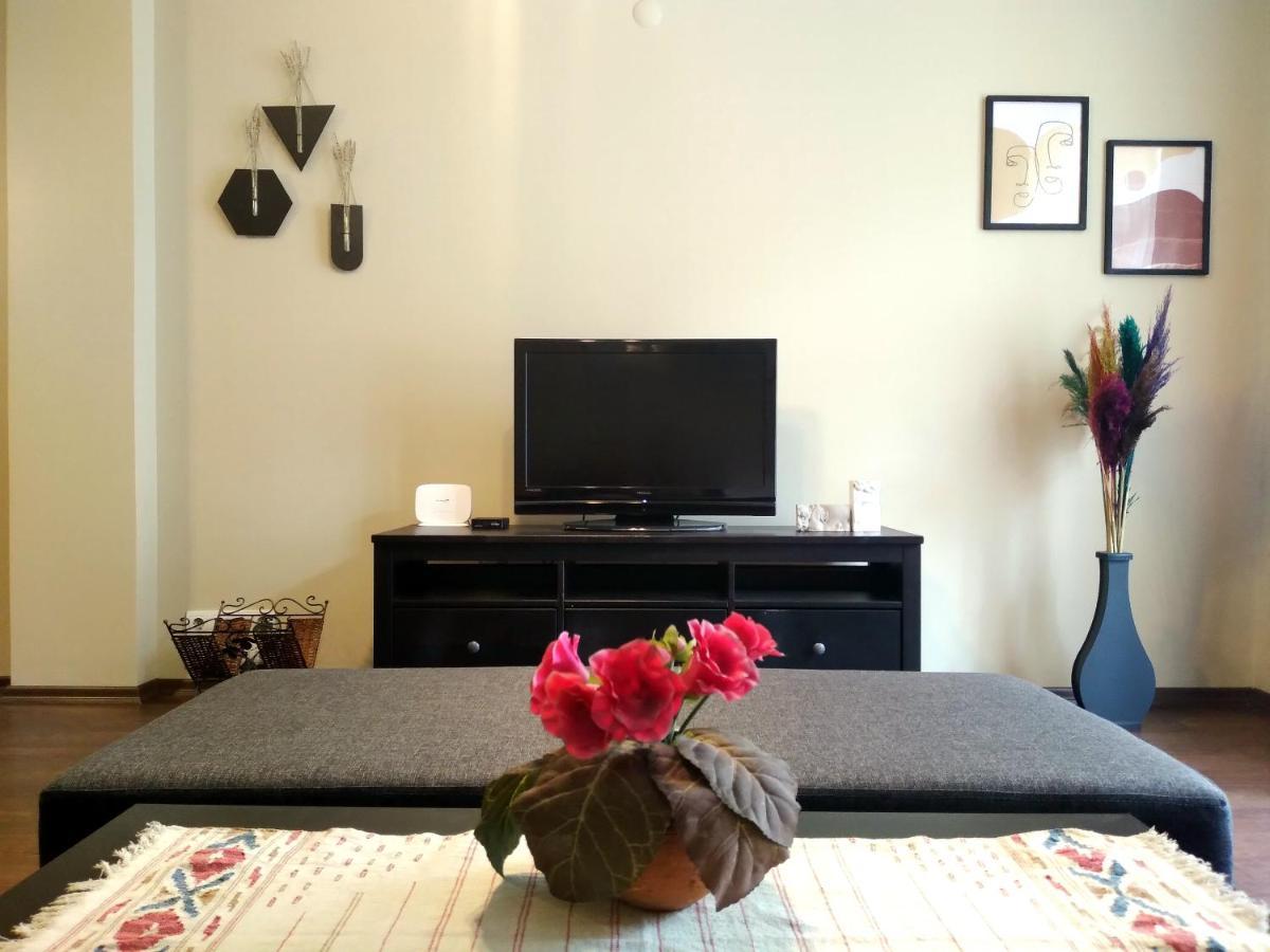 Cosy 2nd Floor Flat At The Heart Of Kadikoy İstanbul